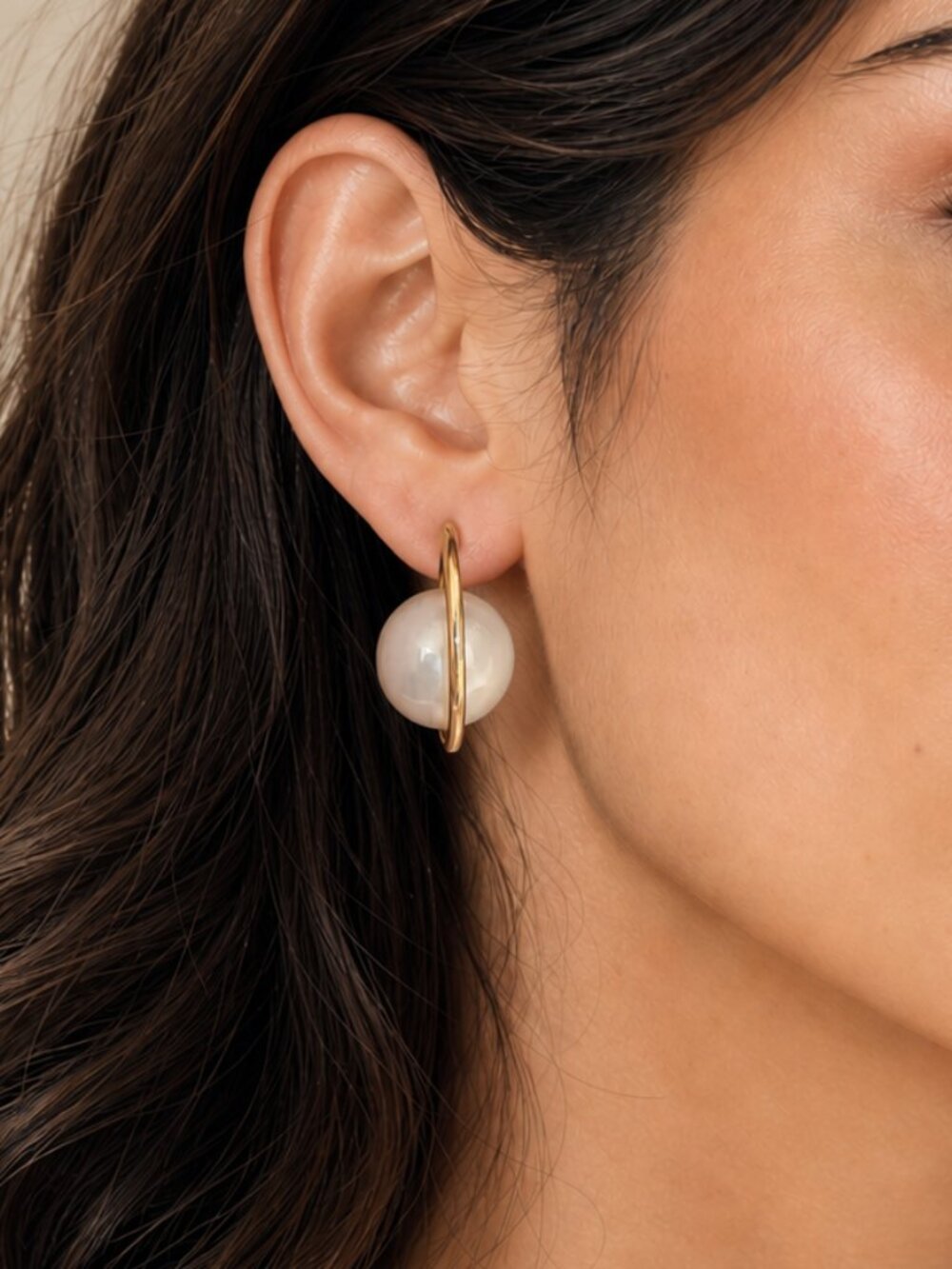 Modern Gold Orbital Ivory Pearl Statement Hoop Earrings - Picture 3 of 5